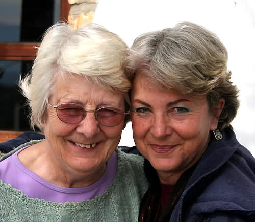Pam Burgess (left) Cretanvista and Ioanna Knoop - The Shorn Sheep (Lesvos) take their leave