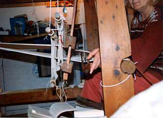 Crete. Weaving. Loom. Shed.