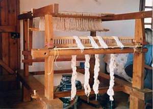 Crete. Loom. Warping start.
